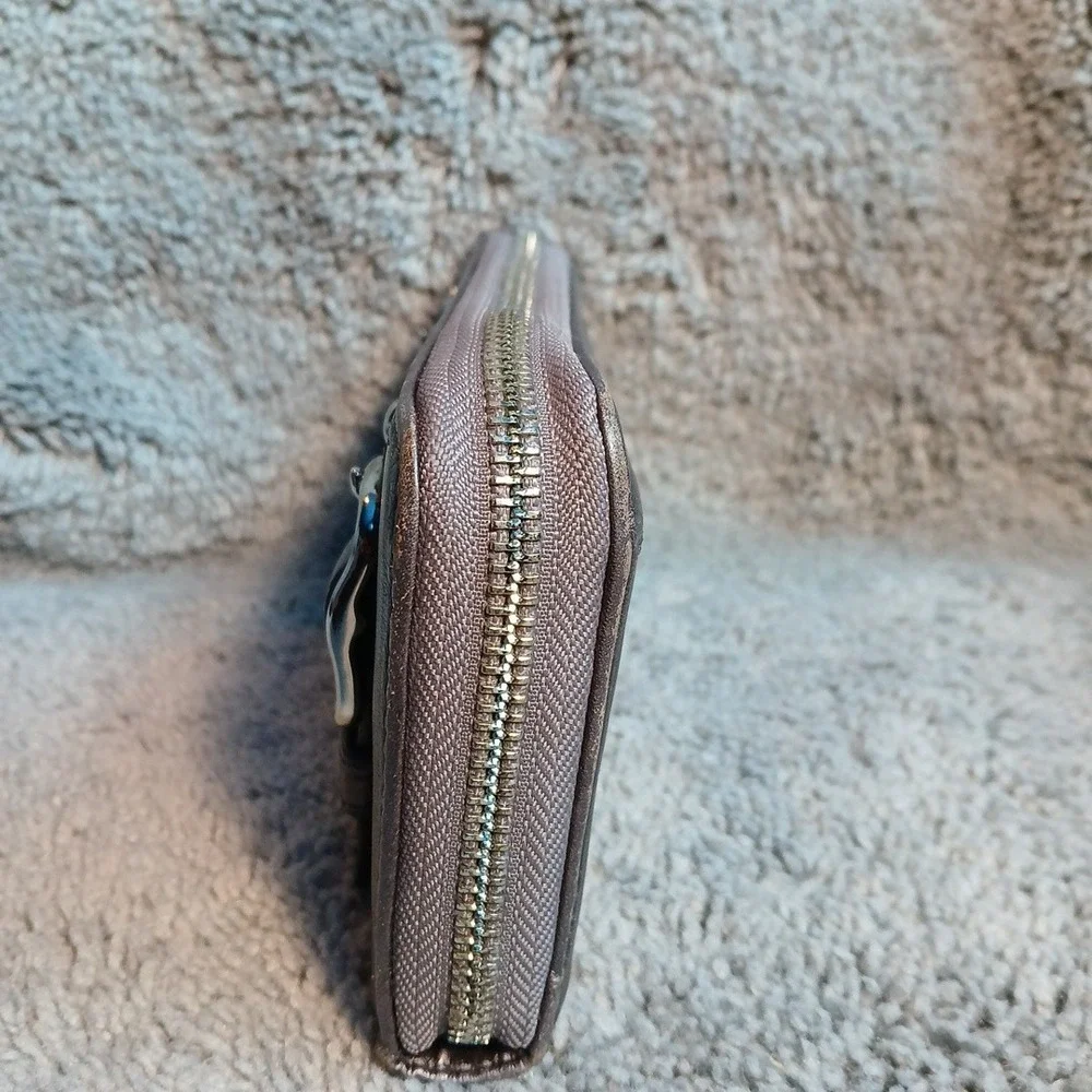 Coach SoHo Zoe Double Buckle Zip Around Leather Wallet Metallic Pewter Gray